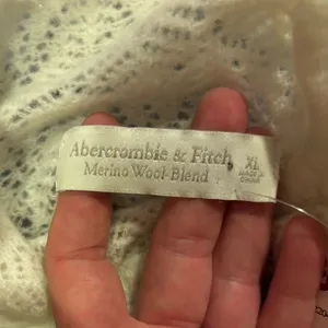 NWOT Abercrombie & Fitch Women's Wool Blend Crochet tank sweater sz XL thumbnail 3