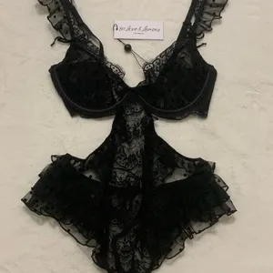 For Love & Lemons Delicate Lace Teddy Noir thumbnail 5