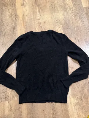 Quince Mongolian Cashmere V-Neck Sweater xs thumbnail 5