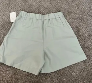 Dress Shorts thumbnail 2