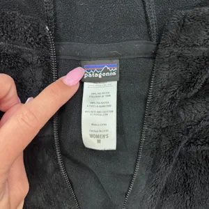 Patagonia Plush Synchilla Hoody Womens M Black Full Zip Fleece Jacket 20954 thumbnail 3