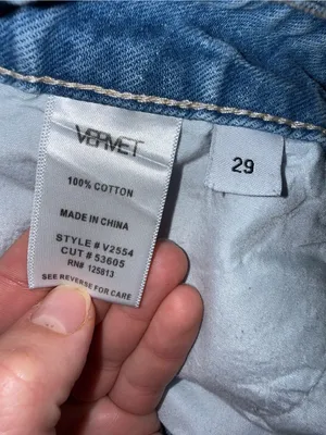Vervet Light Blue Wash Distressed High Waisted Boyfriend Jeans size 29 thumbnail 9