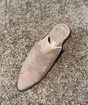 Vince Camuto Heels Suede 7.5 thumbnail 3
