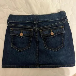 Old Navy Low Rise Skirt thumbnail 2