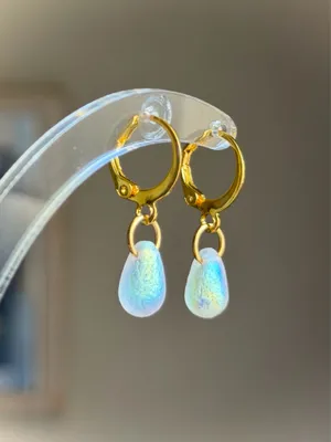 Handmade mini teardrop Czech glass simple minimalist earrings🤍 thumbnail 3