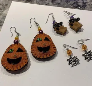 Lot Of 3 Costume Earrings Pierced Halloween Dangle Trick Or Treat / Pumpkin thumbnail 1