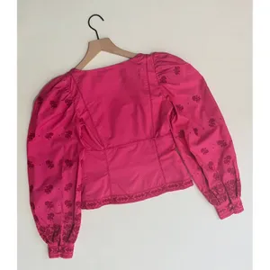 Aritzia WILFRED Palo Santo Blouse La Boheme Electron Fuchsia Embroidered XXS thumbnail 7