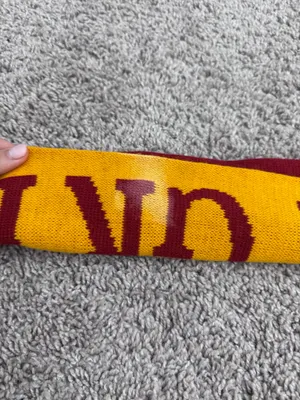 Gryffindor Scarf & Socks thumbnail 5