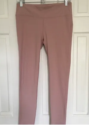 Fabletics Define 7/8 Legging Dusty Pink Size M thumbnail 3