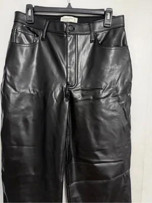 Abercrombie & fitch the 90’s relaxed high rise faux leather pants size 30 10 thumbnail 2
