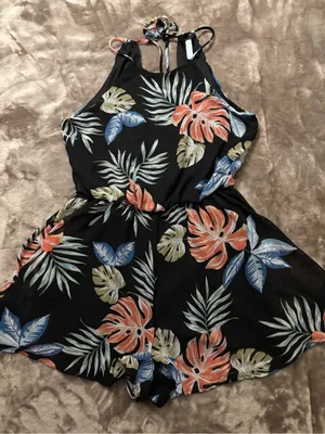 Final Touch Romper Women’s Size S Black with Coral and Blue Leaf Accents thumbnail 3