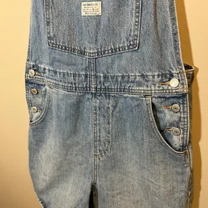 Levis Women's Denim Shortalls Light Wash Bib Overalls Blue Small Country Western thumbnail 6