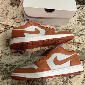 Women’s Air Jordan 1 Low Pink Salmon White Sneakers New Casual (DC0774 080) 7.5 thumbnail 6