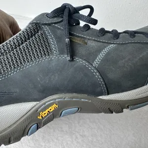 Dansko Paisley Hiking Shoes Womens 40 Navy Blue Waterproof Suede Vibram Sneakers thumbnail 5