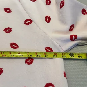 Colsie Womens Pink Red Lipstick Kiss Print Crewneck Sweatshirt Large‎ NEW thumbnail 7