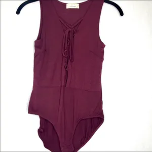 Solemio Maroon Lace Up Snap Bottom Bodysuit Size Small thumbnail 4