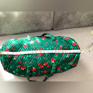 Lightweight spacious travel bag💚❤️🤍 Green thumbnail 3