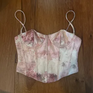 White Fox Boutique Corset Top Bustier thumbnail 2