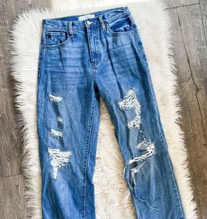 Kancan Women's Stephanie Ultra High Rise 90's Distressed Boyfriend Jean thumbnail 3