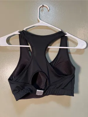 C9 Champion Women’s Size Small Sports Bra Black Scoop Neck Racerback Cut Out $16 thumbnail 4