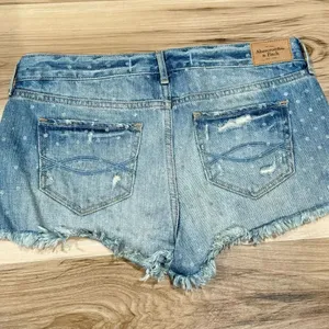 Abercrombie and Fitch Blue Silver Dot Cutoff Shorts Women’s 4/27 thumbnail 5