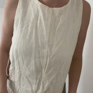 Zara Elegant Cream Sleeveless Dress thumbnail 4