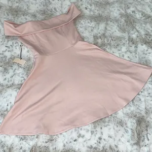 superdown 🆕 NWT | Blythe Off The Shoulder Mini Dress | Revolve thumbnail 9