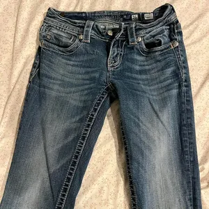 Miss Me Flare Jeans thumbnail 3