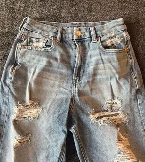 - curvy mom jeans thumbnail 4