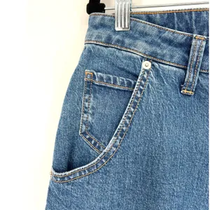 Banana Republic Mid-Rise Barrel Jean‎ 33/16 Medium Wash Casual Chic Minimalist thumbnail 2