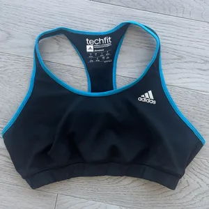Adidas TECHFIT Black Size Large Sports Bra thumbnail 2