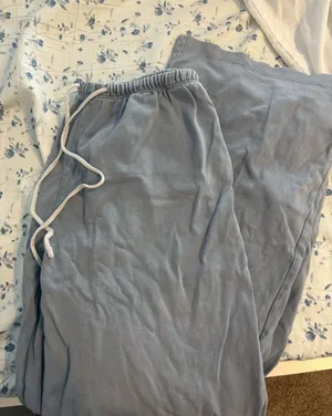 Brandy Melville Sweatpants thumbnail 1