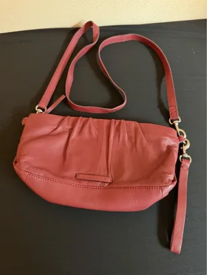 NEW Lucky Brand Leather Red Purse Crossbody Strap‎ And Clutch Strap thumbnail 1