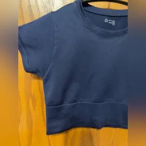 OFFLINE by Aerie Navy Seamless Cropped Knit Top size Medium thumbnail 4