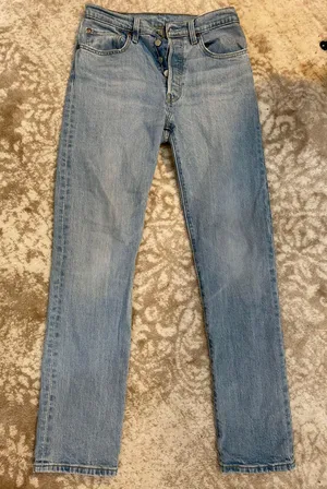 Levi's 501 Mid-Rise thumbnail 1