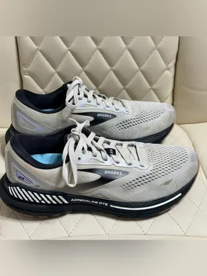 Brooks Adrenaline GTS 23 size 8.5 wide with Hoka insoles thumbnail 14