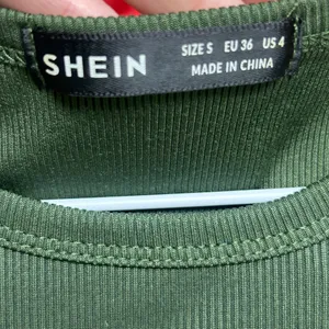 SHEIN Olive Green Ribbed Crewneck Tank size small thumbnail 3