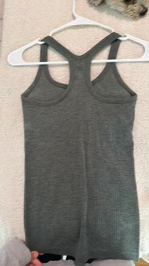 Lululemon Tank Top thumbnail 4