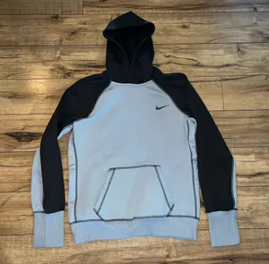 nike hoodie thumbnail 1