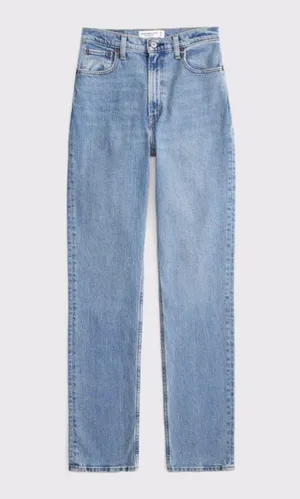 Abercrombie Ultra High-Rise Straight Jeans Curve Love thumbnail 1