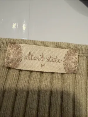 Ribbed Scoop Neck Cropped Long Sleeve Top -‎ Cream Altar’d State thumbnail 2