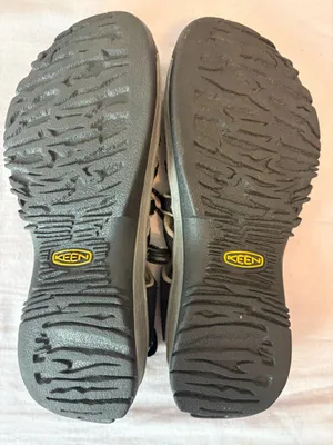 KEEN Newport H2 Waterproof Sport Sandals Black Gray Women’s 9.5 thumbnail 8