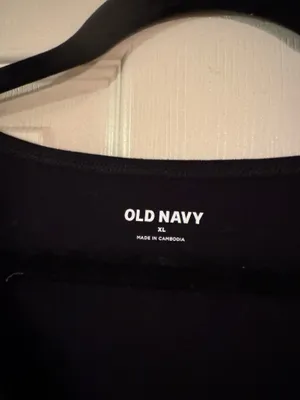 Old Navy Top thumbnail 3