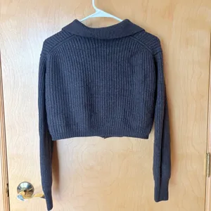 Wilfred Cardigan Women‎ Size M Dark Grey 100% Merino Wool Cropped Ribbed Polo thumbnail 3
