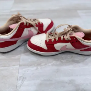 Nike Dunk Low Bacon Red Pink White FB7910-600 Womens 10.5/ Mens 9 thumbnail 5
