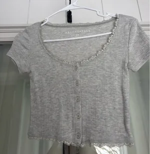 Aeropostale laced short sleeve top thumbnail 1