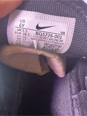 Nike Black High-Rise Performance Leggings thumbnail 11