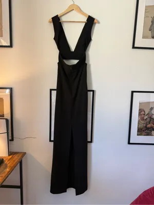 Solace London Black V-Neck Cutout Maxi Dress thumbnail 6
