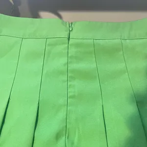 Nasty gal fitted Vibrant Green Pleated tennis skirt size 10 thumbnail 5