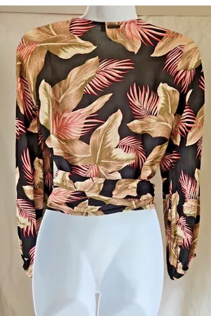 🌺 Billabong Tropical Palm Long Sleeve Wrap Crop Top - Women’s Size L 🌿 thumbnail 5